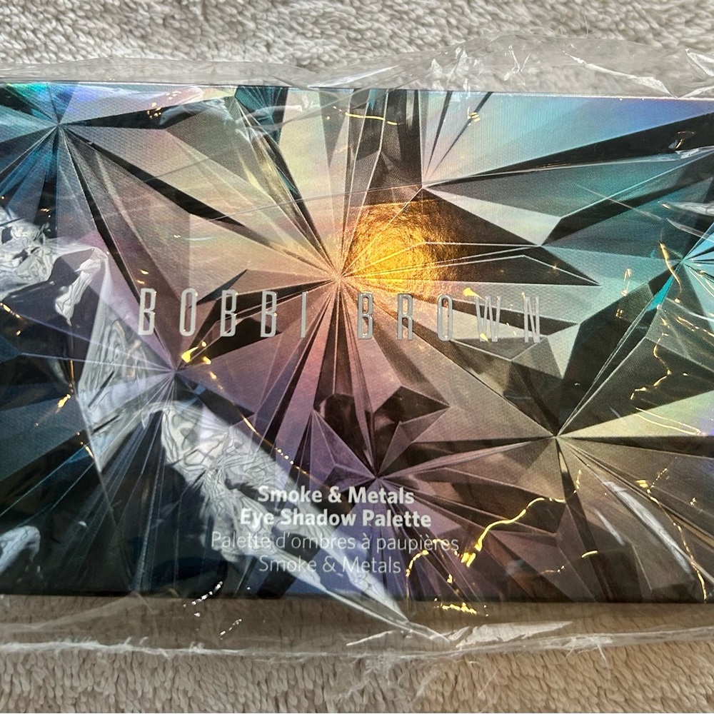 Brand New Sealed Bobbi Brown Smoke and Metals EyeShadow Palette